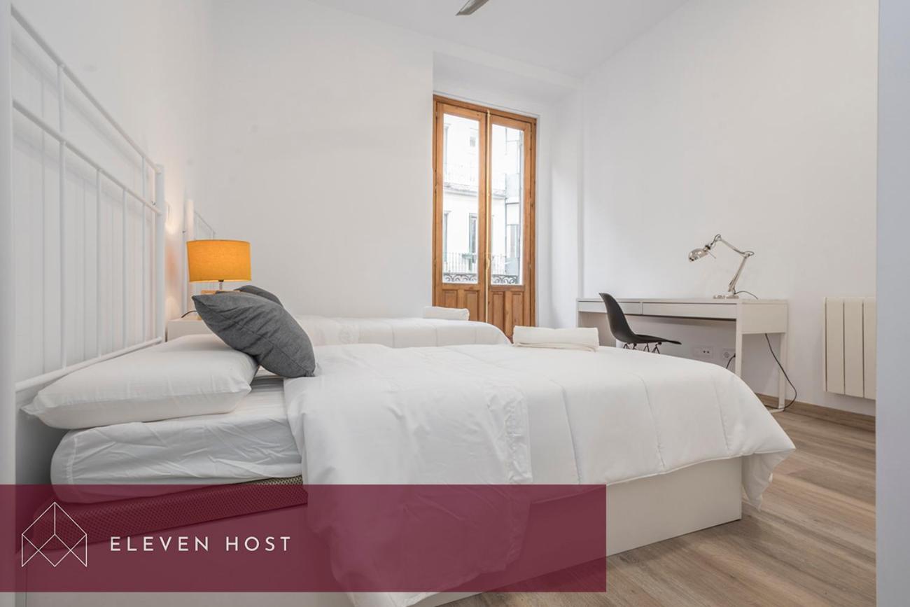 Exclusive Balcony Plaza Mayor Apartment